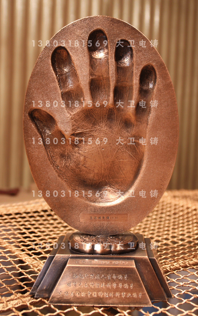 最美醫(yī)生鑄銅雕塑，最美醫(yī)生鑄銅獎(jiǎng)杯